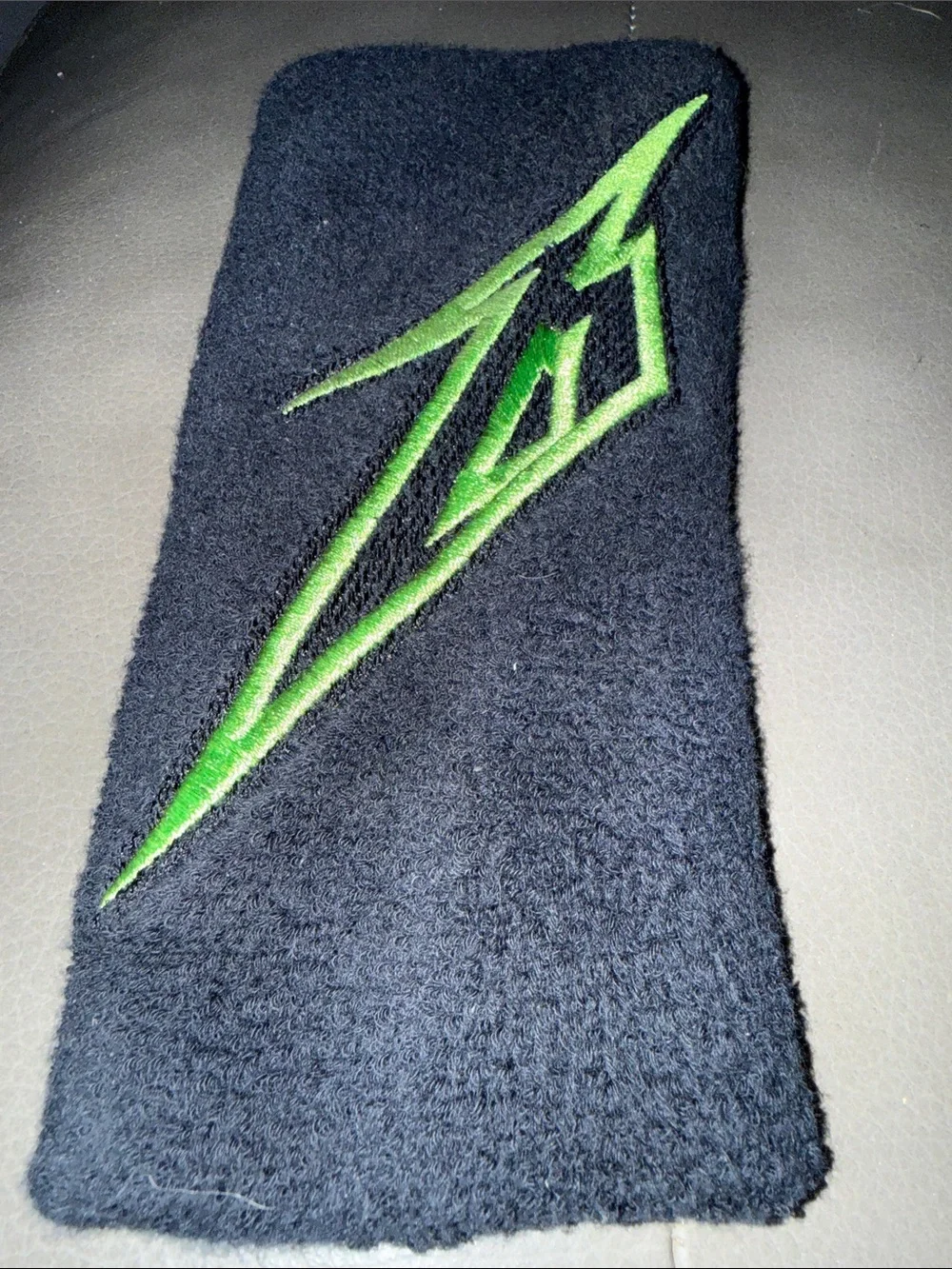 Rare Metallica 2014 Wristband w/Green Embroidered Lightning Tour merchandise.